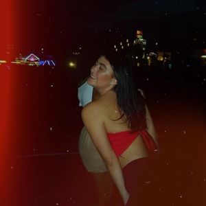 Meet your Posher, Carly